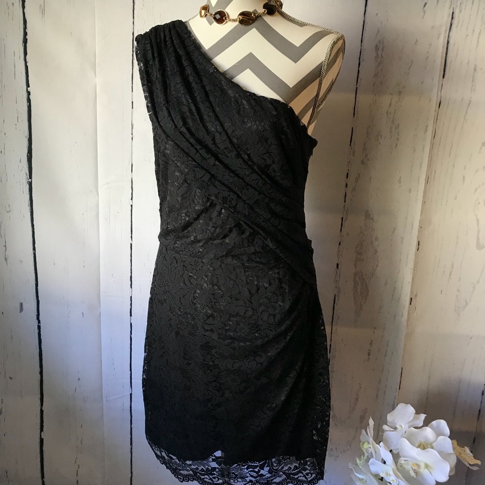 W118 One Shoulder Black Cocktail Lace Dress Size M